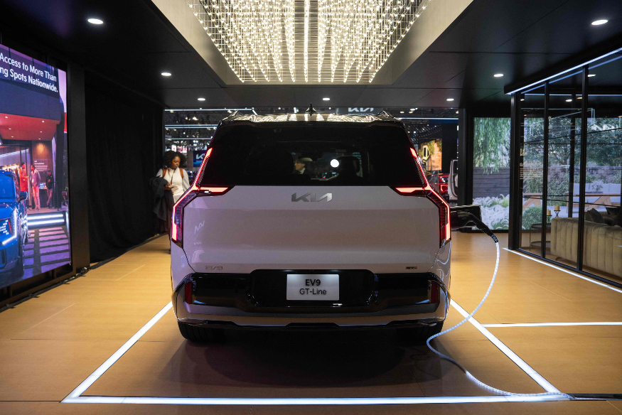 2026년형 기아 EV9 GT.jpg 2026년형 기아 EV9 GT.jpg