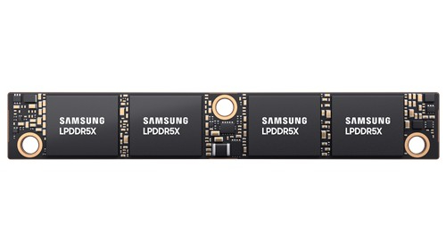 삼성전자 LPDDR 기반 서버용 메모리 모듈 '소캠(SOCAMM)2'.jpg