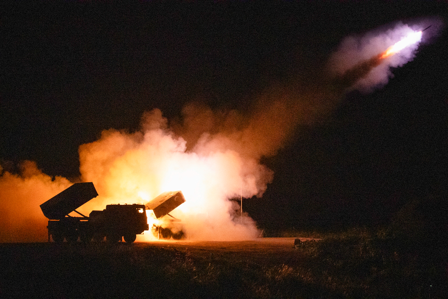 다연장로켓 천무 실사격.jpg
